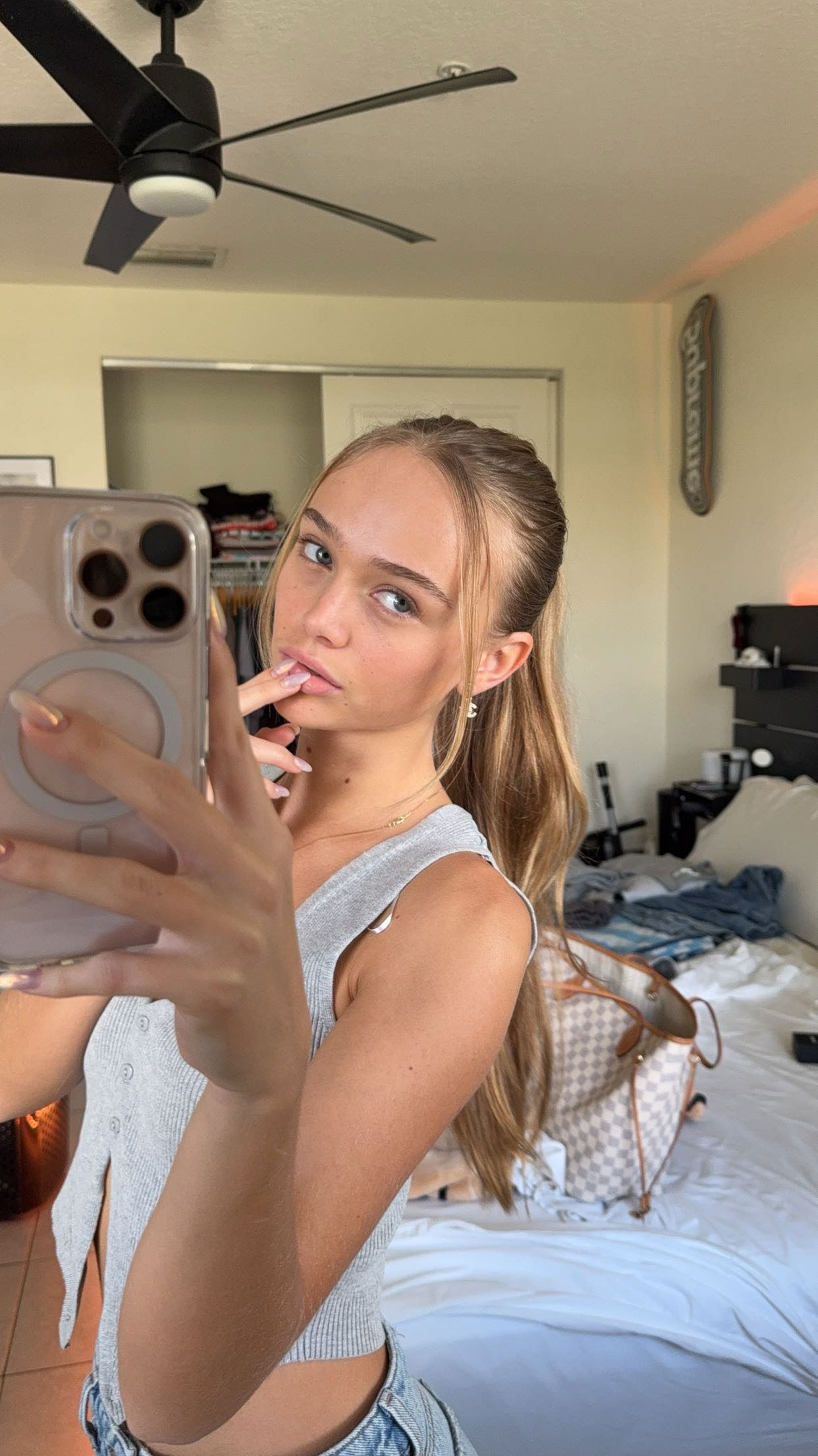 kydoddss snapchat image archive image