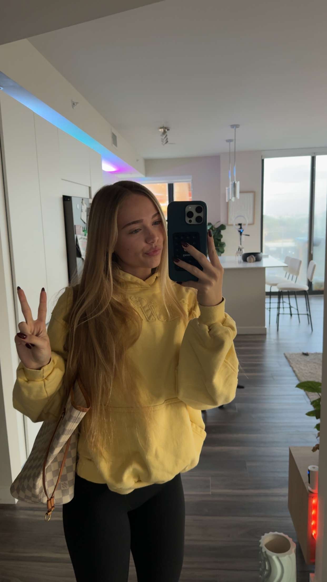 kydoddss snapchat image archive image