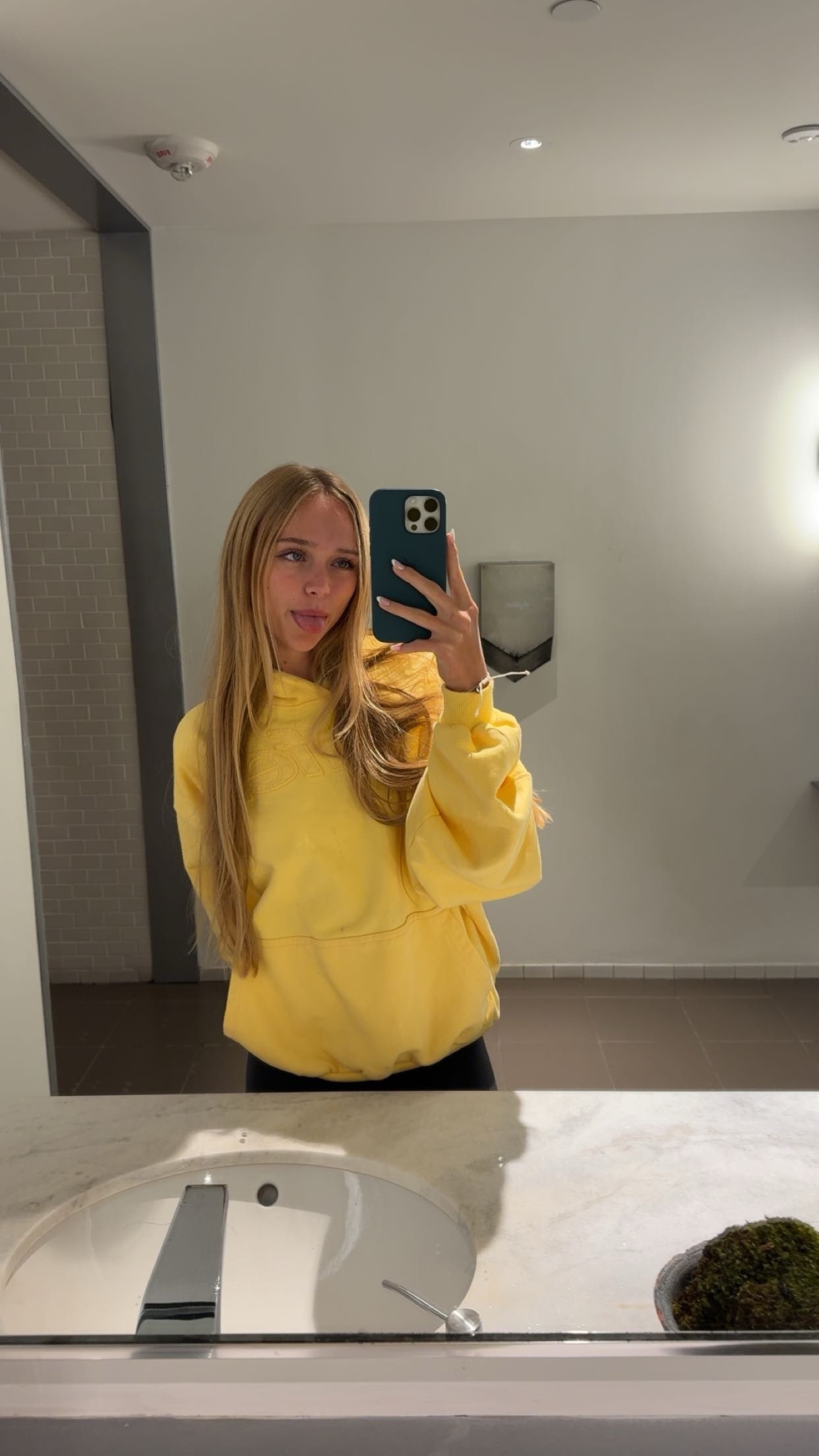 kydoddss snapchat image archive image