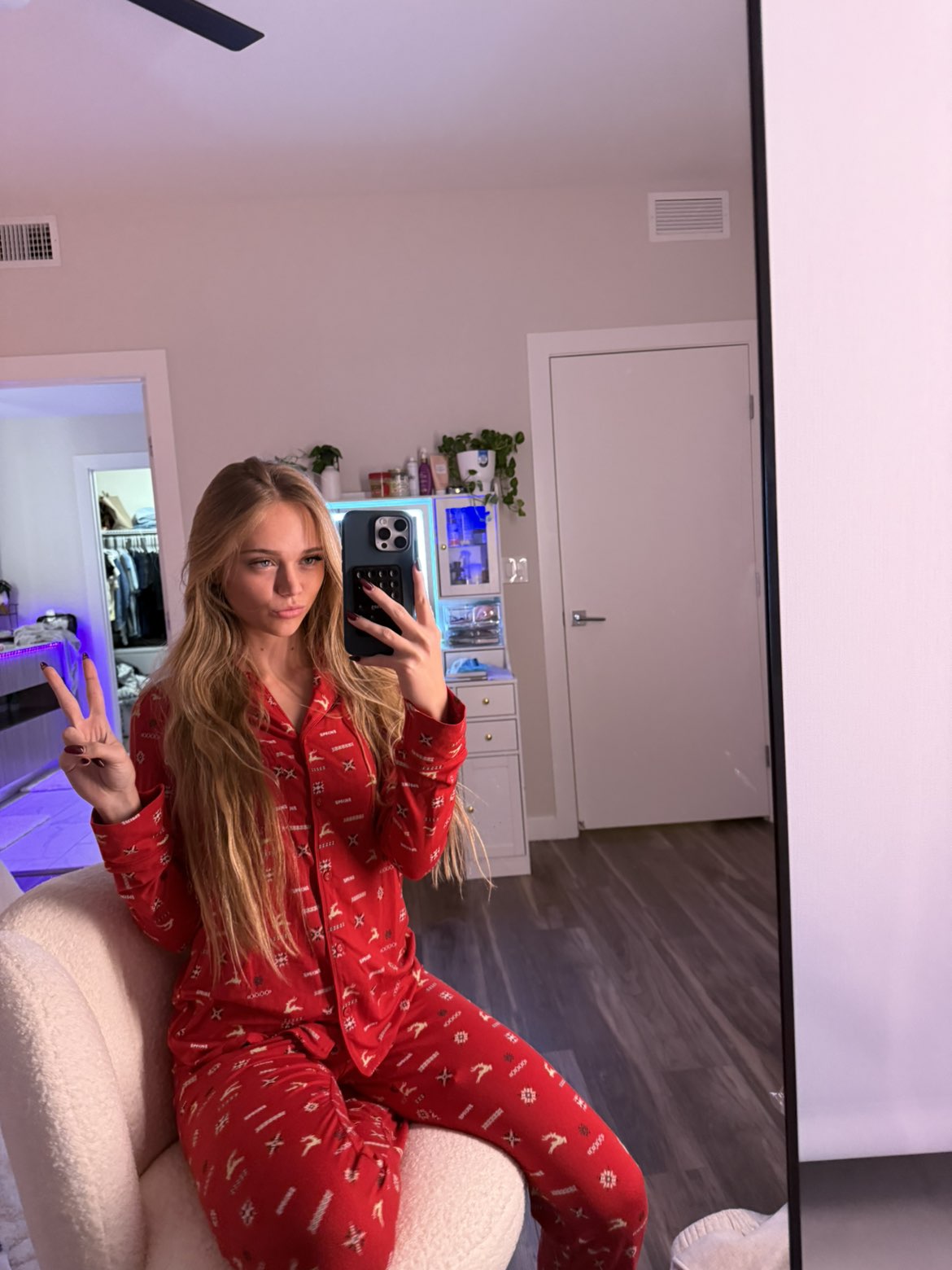 kydoddss snapchat image archive image