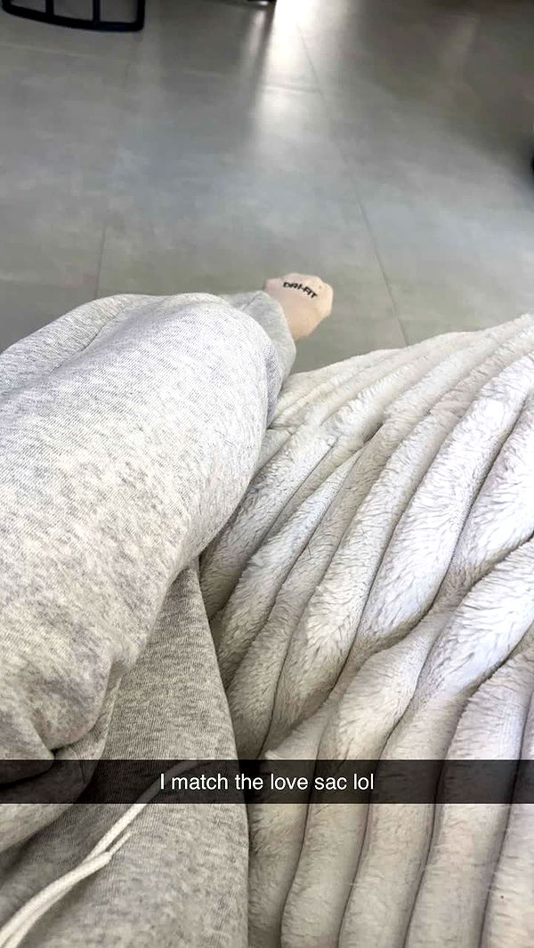 kylaayese image ~ Altpins