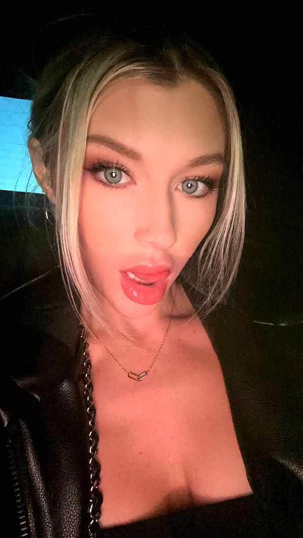 kylaayese image ~ Altpins