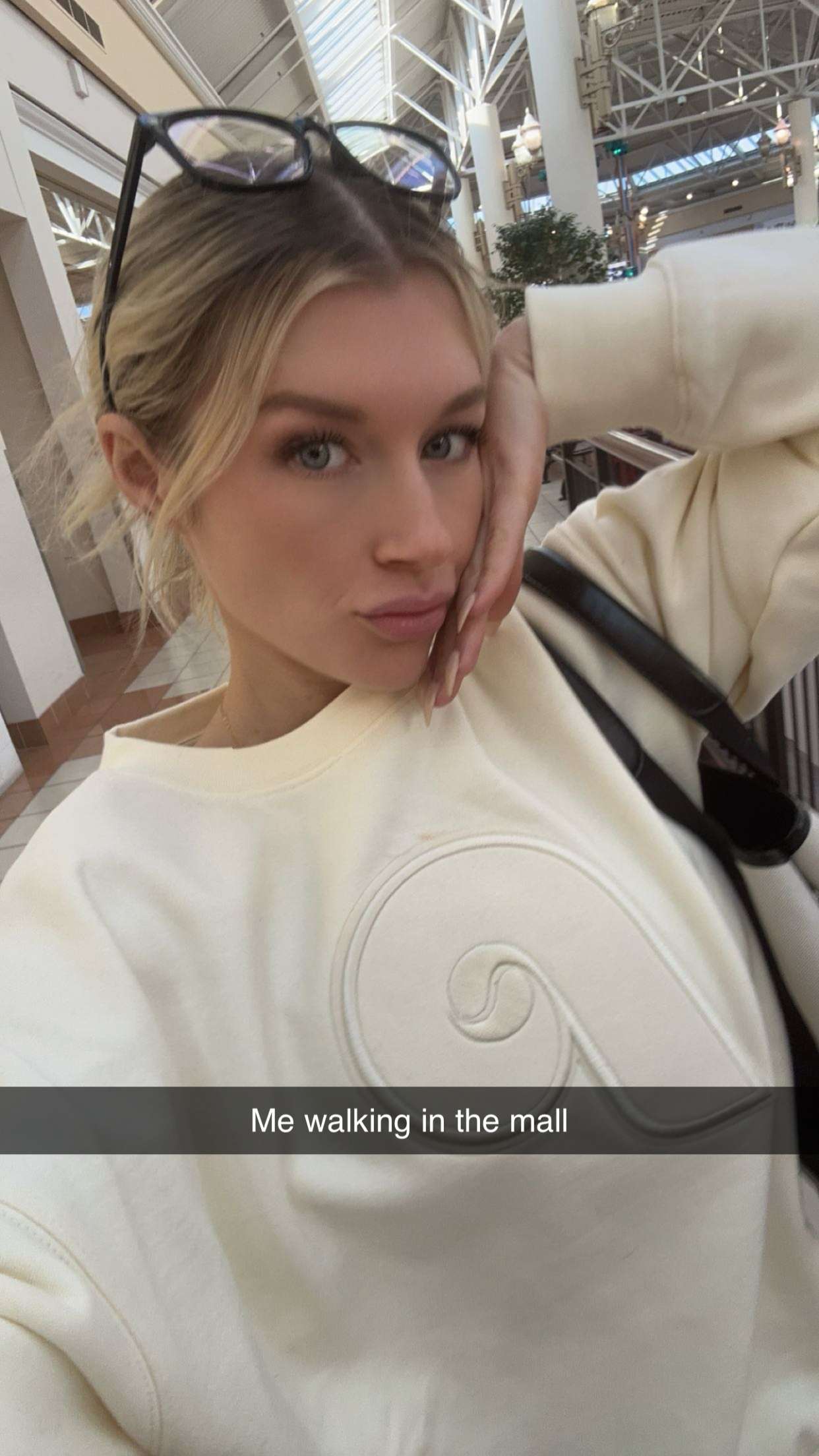 kylaayese snapchat image archive image