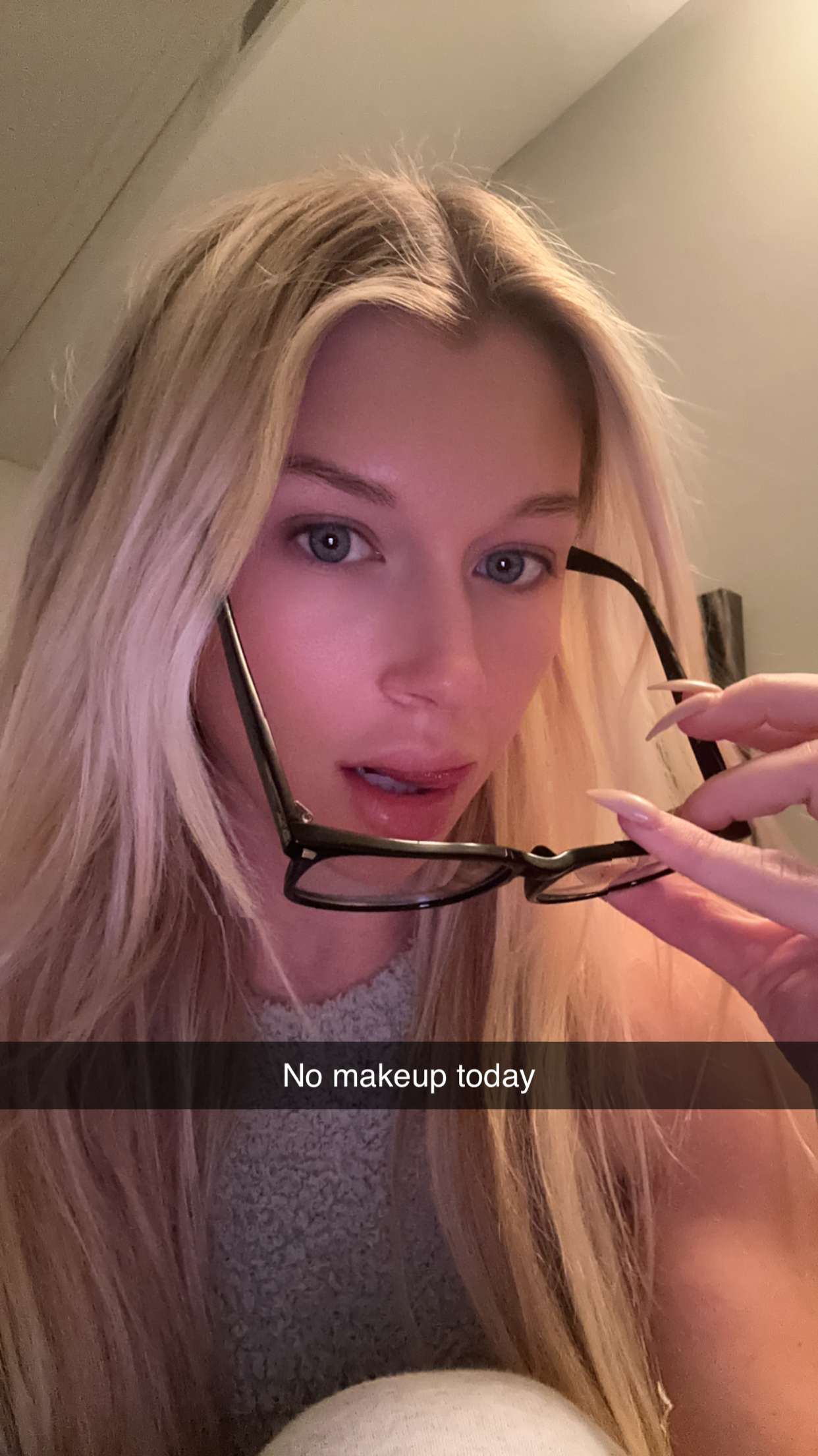 kylaayese snapchat image archive image