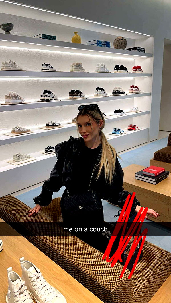 kylaayese image ~ Altpins