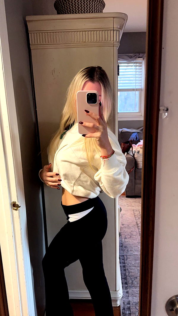 kylaayese image ~ Altpins