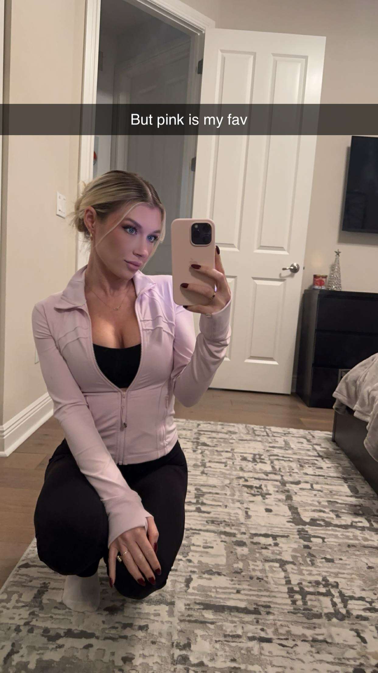 kylaayese snapchat image archive image