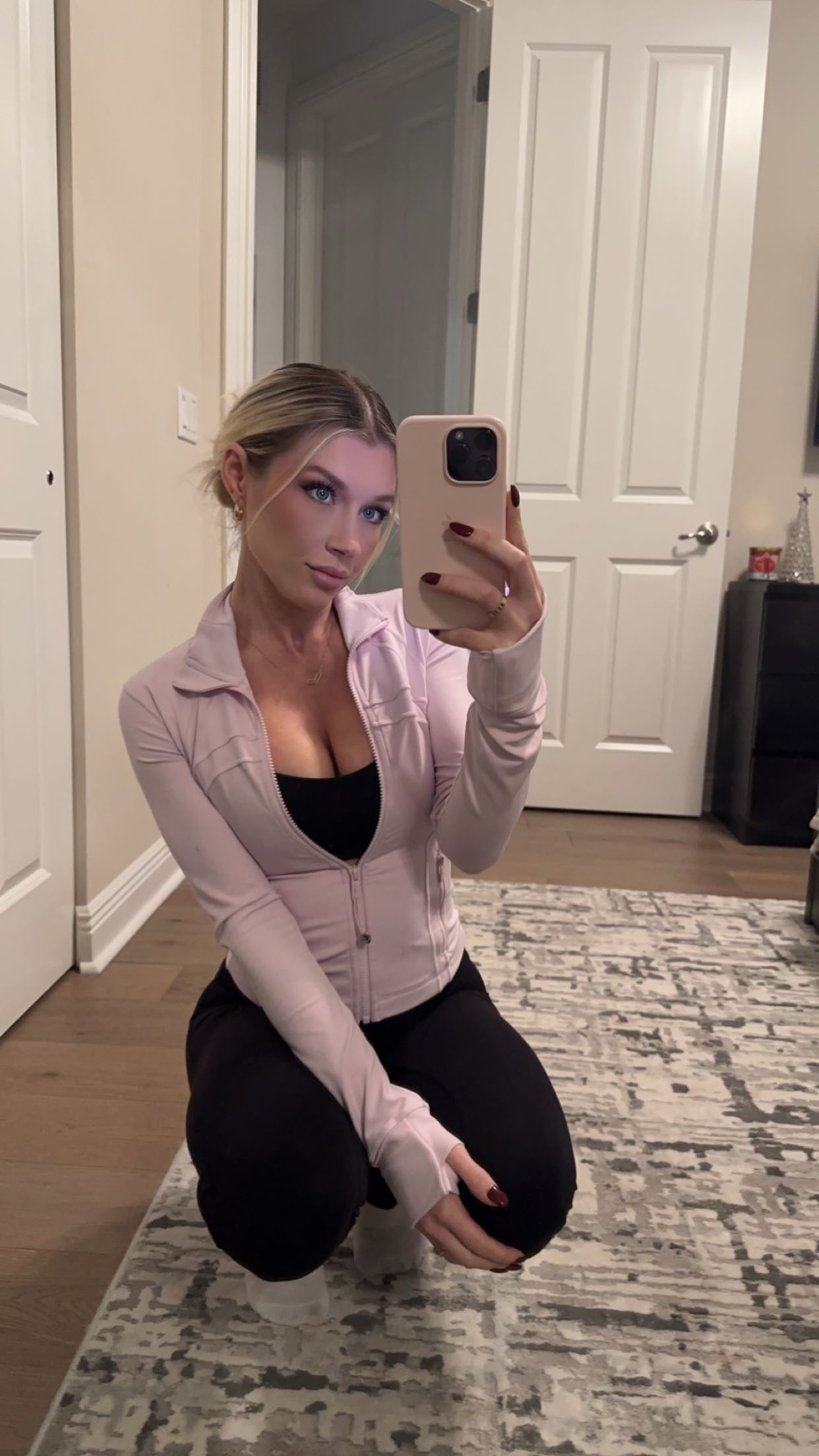 kylaayese snapchat image archive image