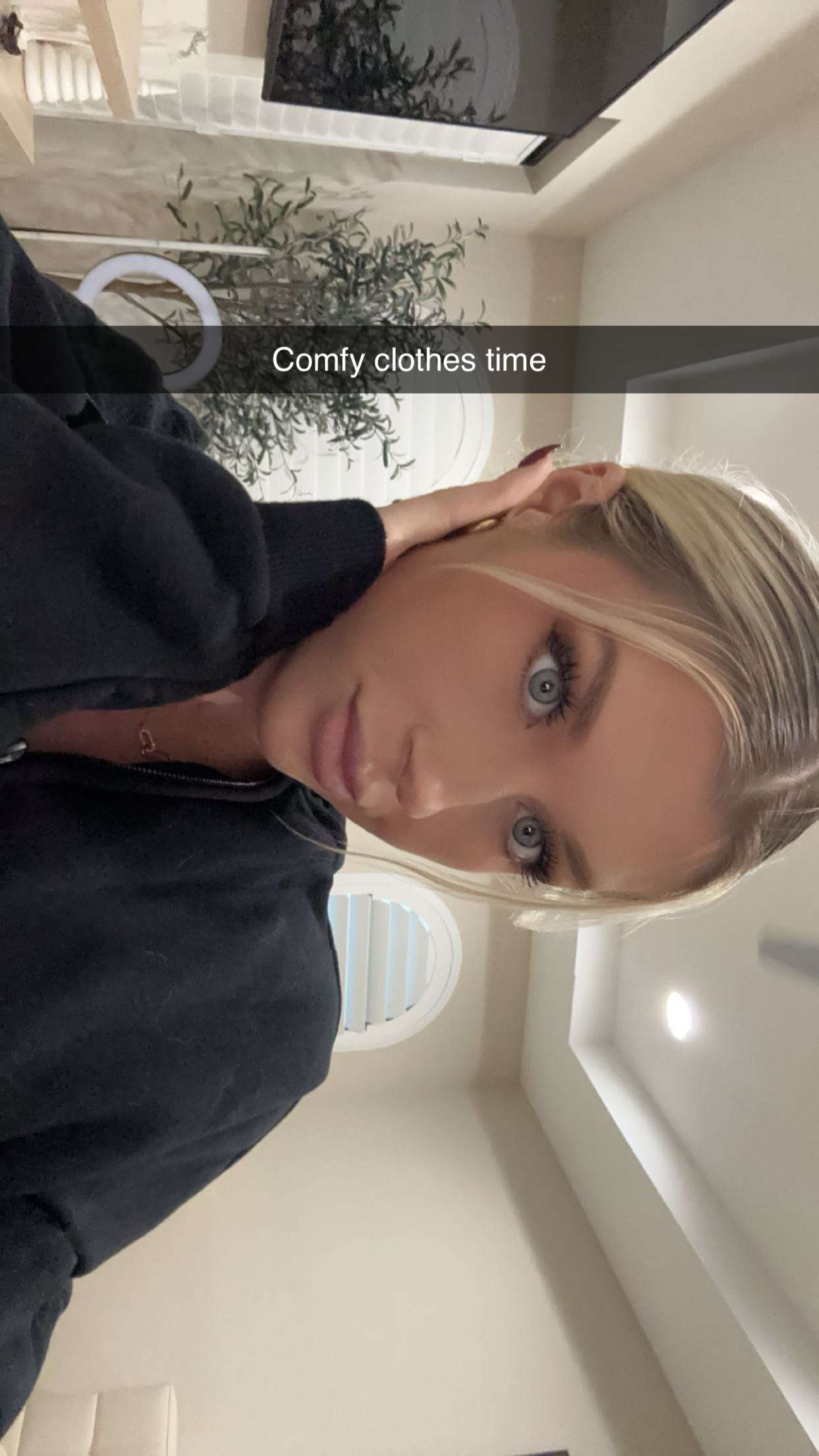 kylaayese snapchat image archive image