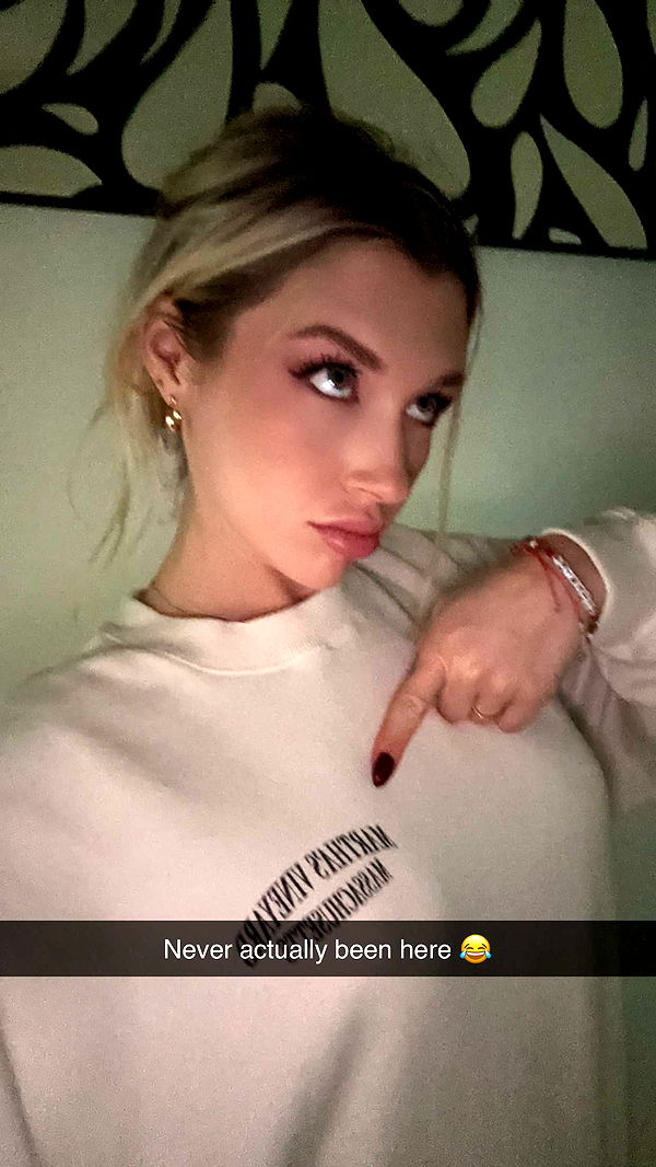 kylaayese image ~ Altpins