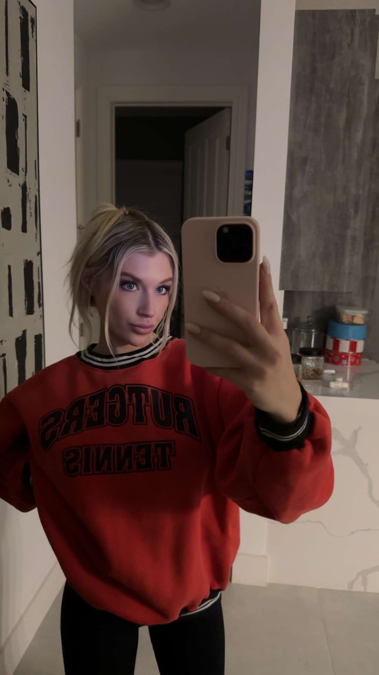 kylaayese snapchat image archive image