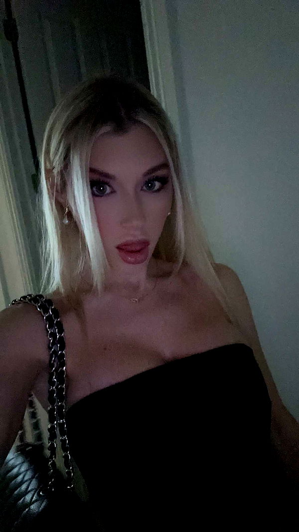 kylaayese image ~ Altpins