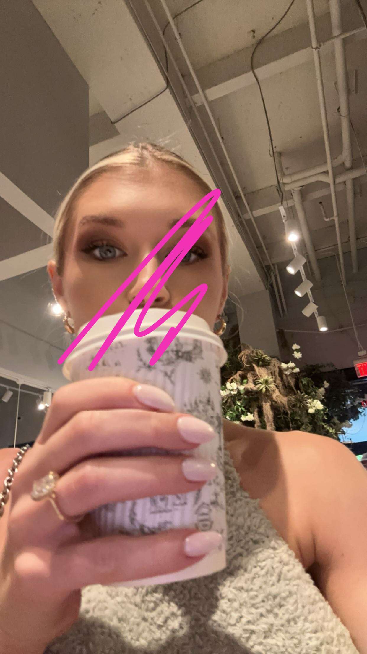 kylaayese snapchat image archive image