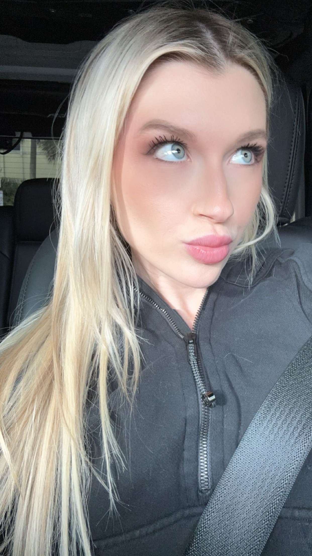 kylaayese snapchat image archive image