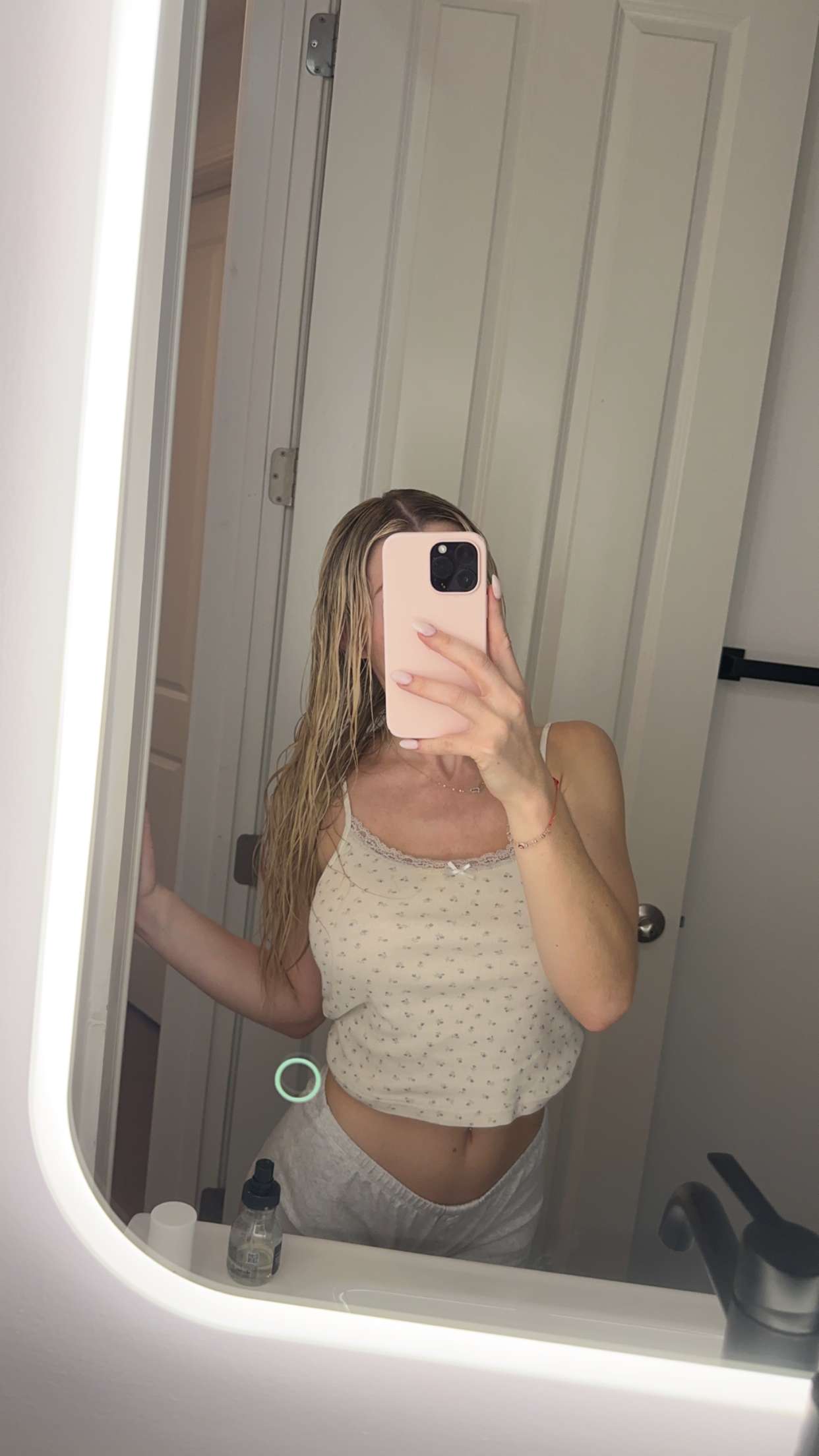 kylaayese snapchat image archive image