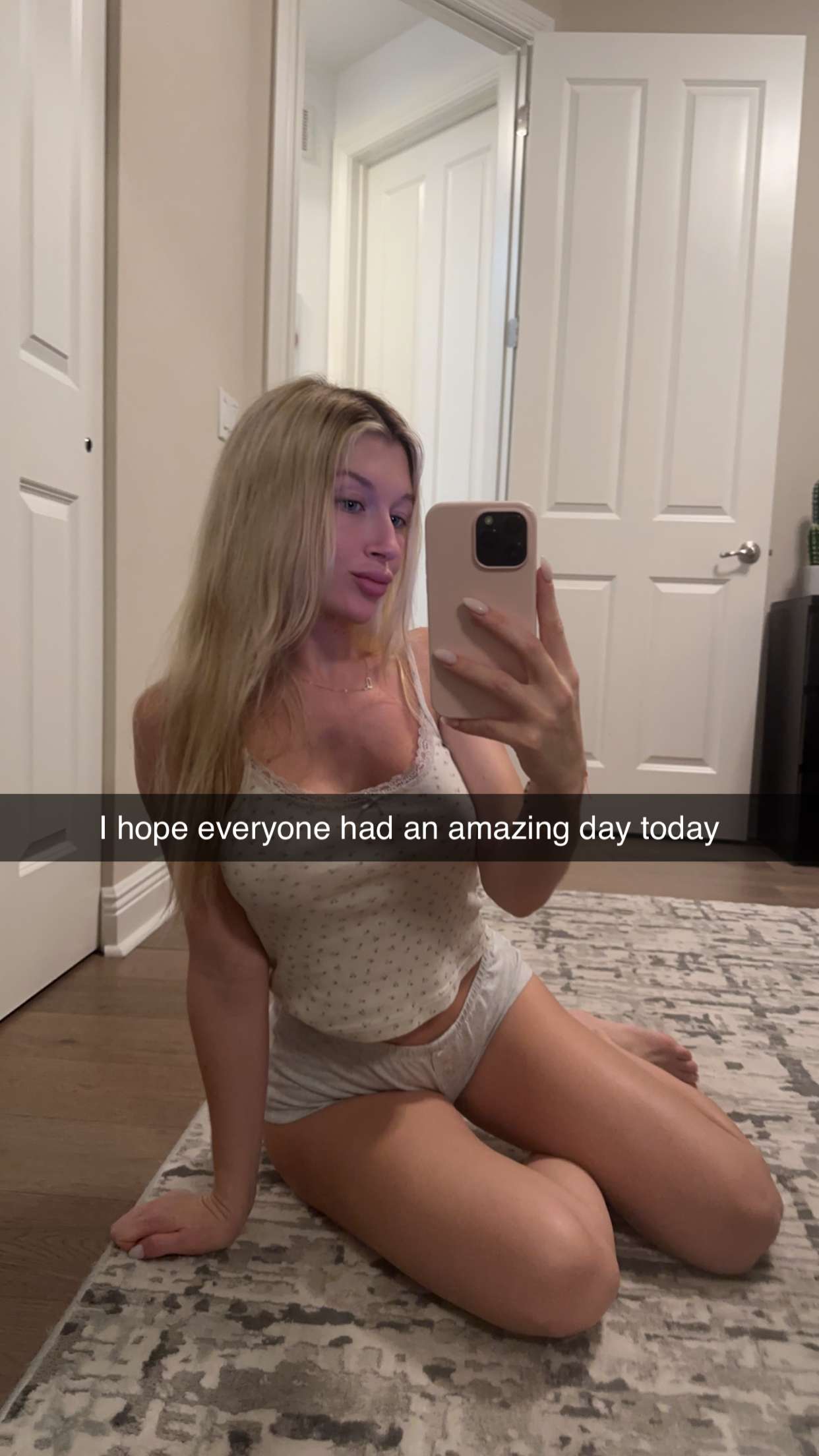 kylaayese snapchat image archive image