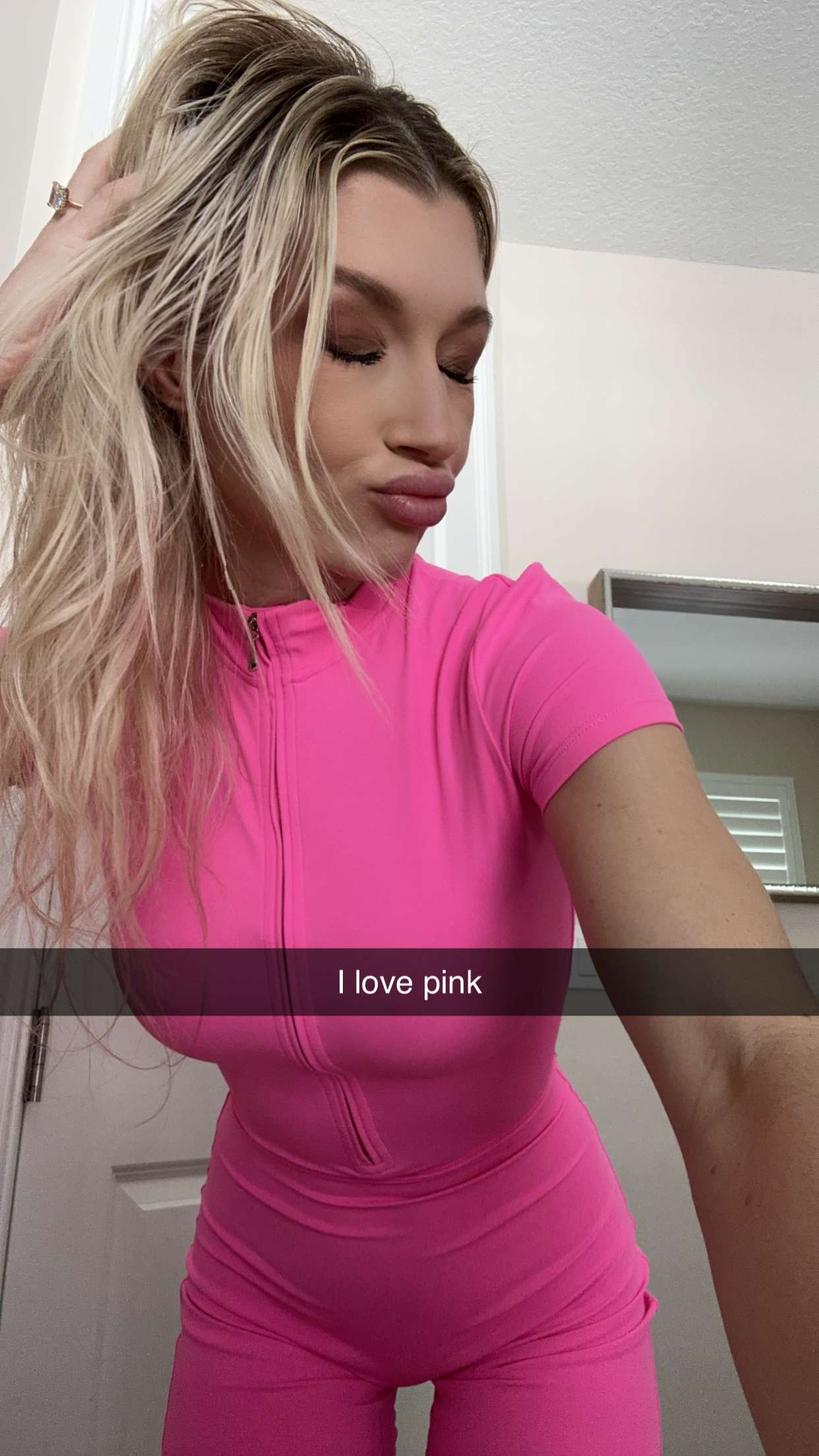 kylaayese snapchat image archive image