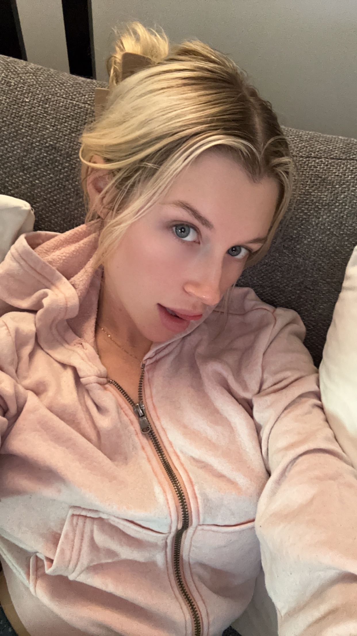 kylaayese snapchat image archive image