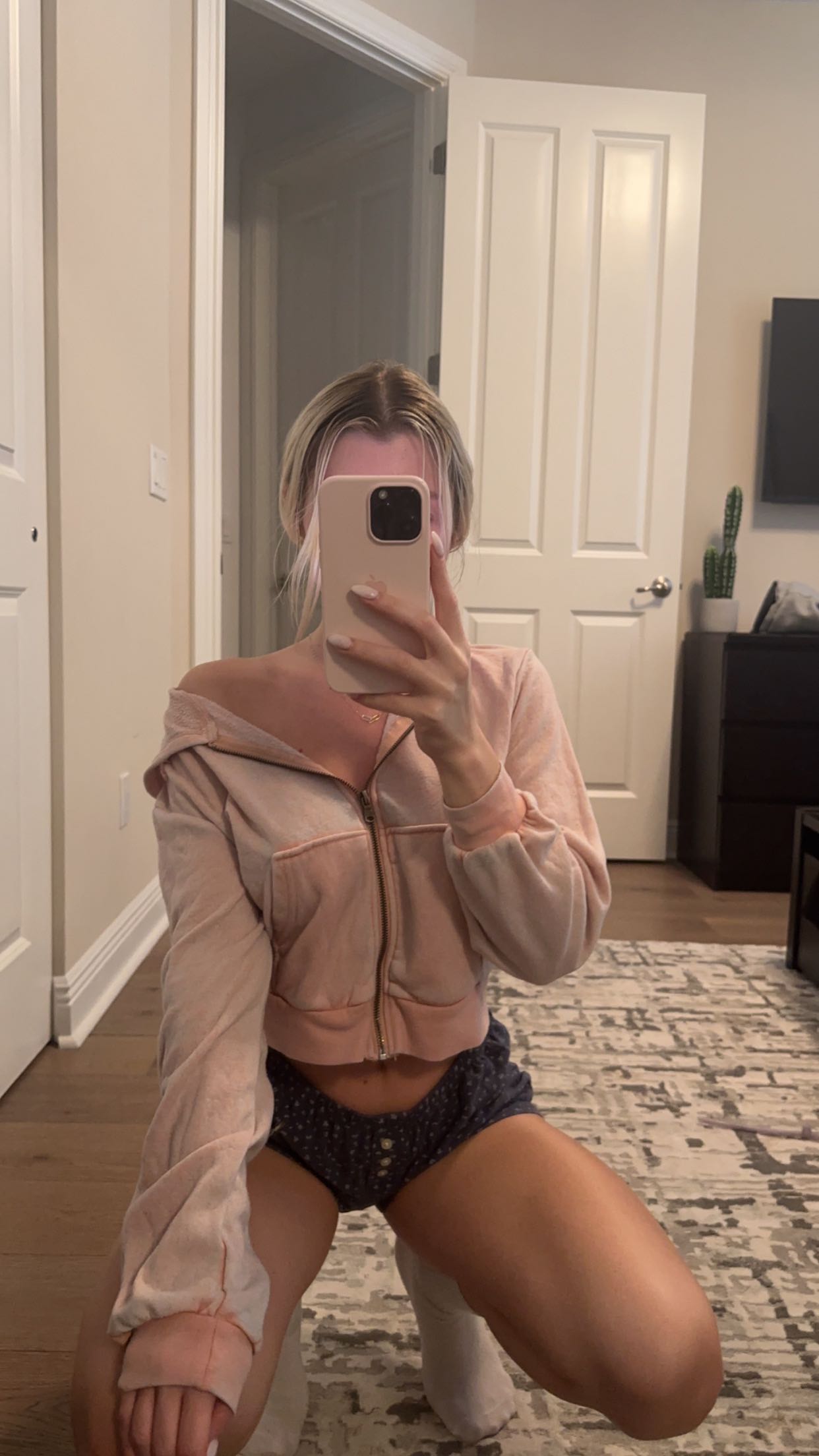 kylaayese snapchat image archive image