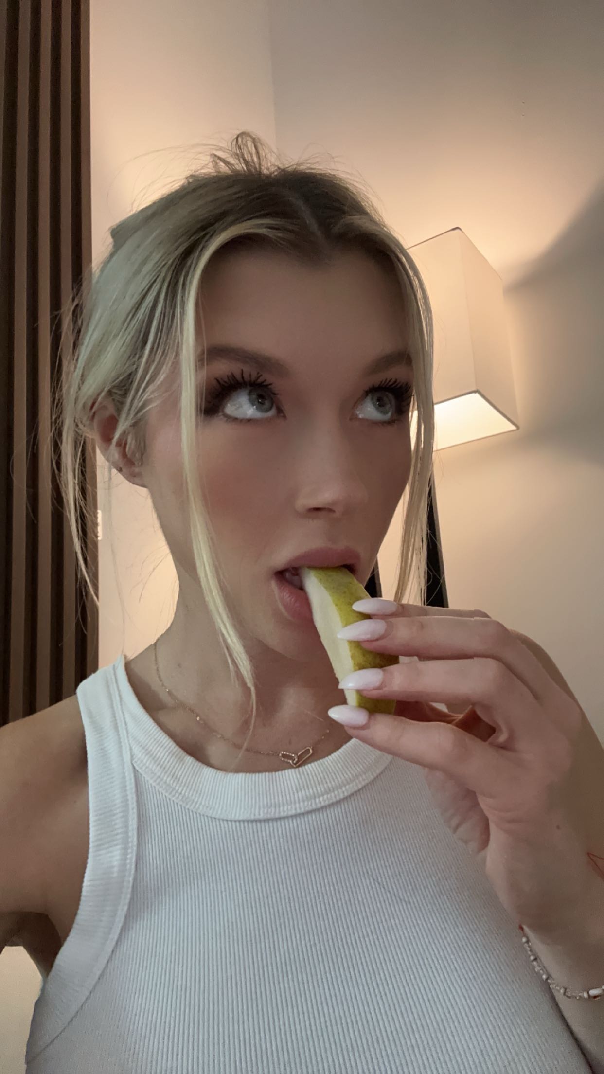 kylaayese snapchat image archive image