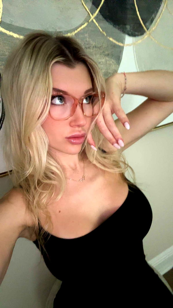 kylaayese image ~ Altpins