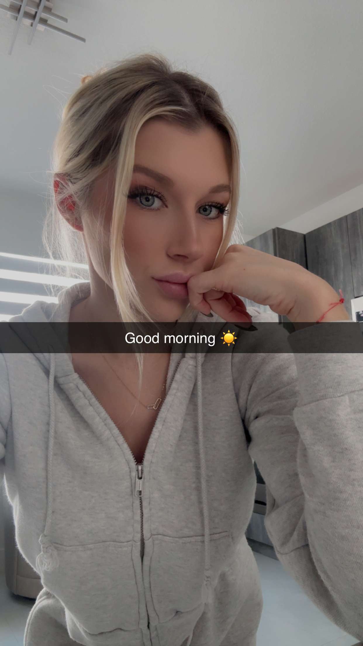 kylaayese snapchat image archive image