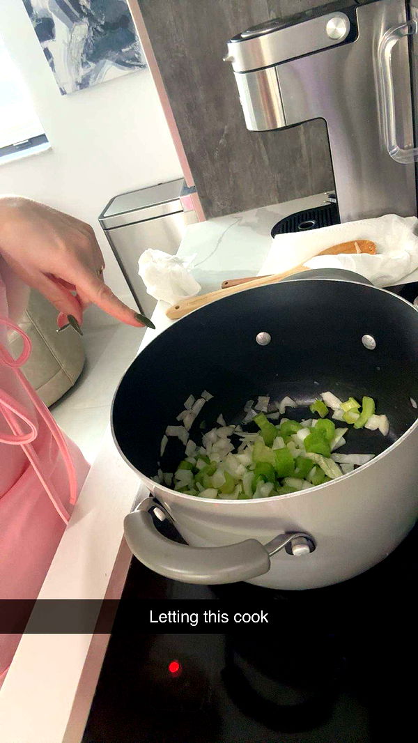 kylaayese image ~ Altpins