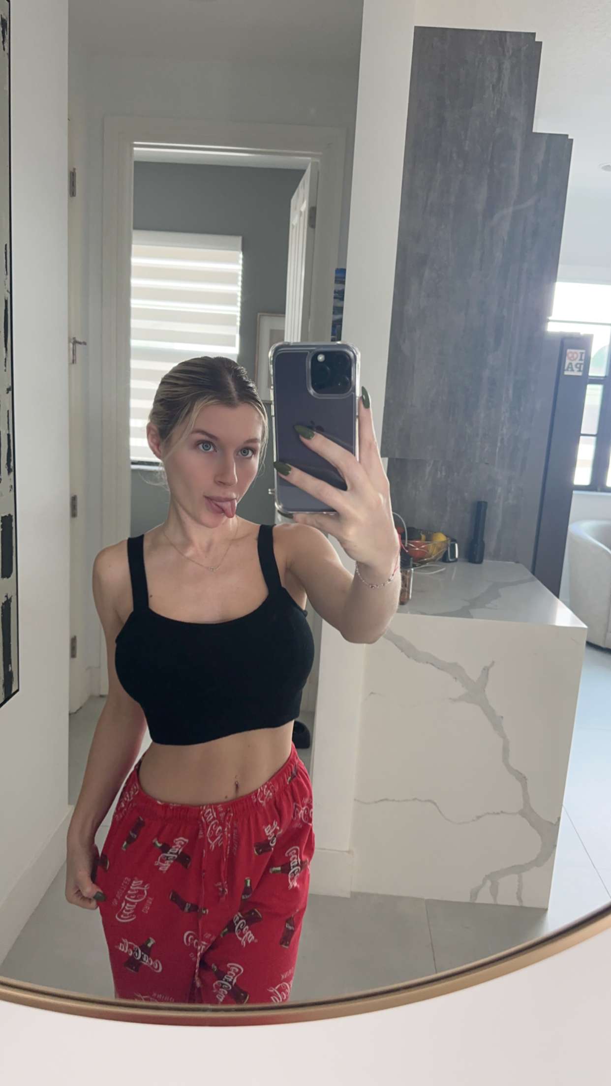 kylaayese snapchat image archive image