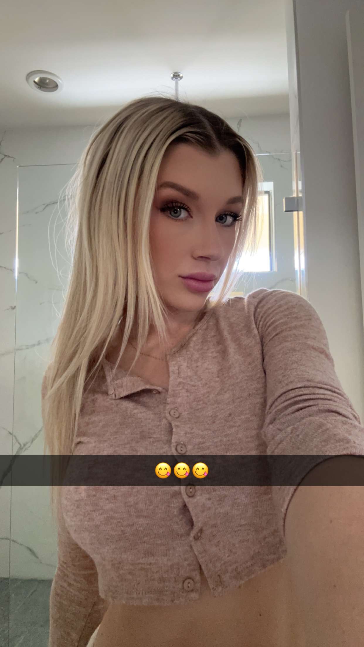 kylaayese snapchat image archive image