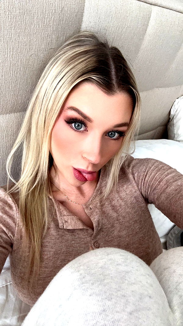 kylaayese image ~ Altpins