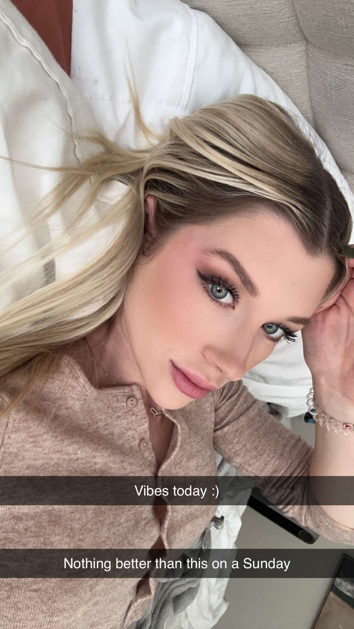 kylaayese snapchat image archive image