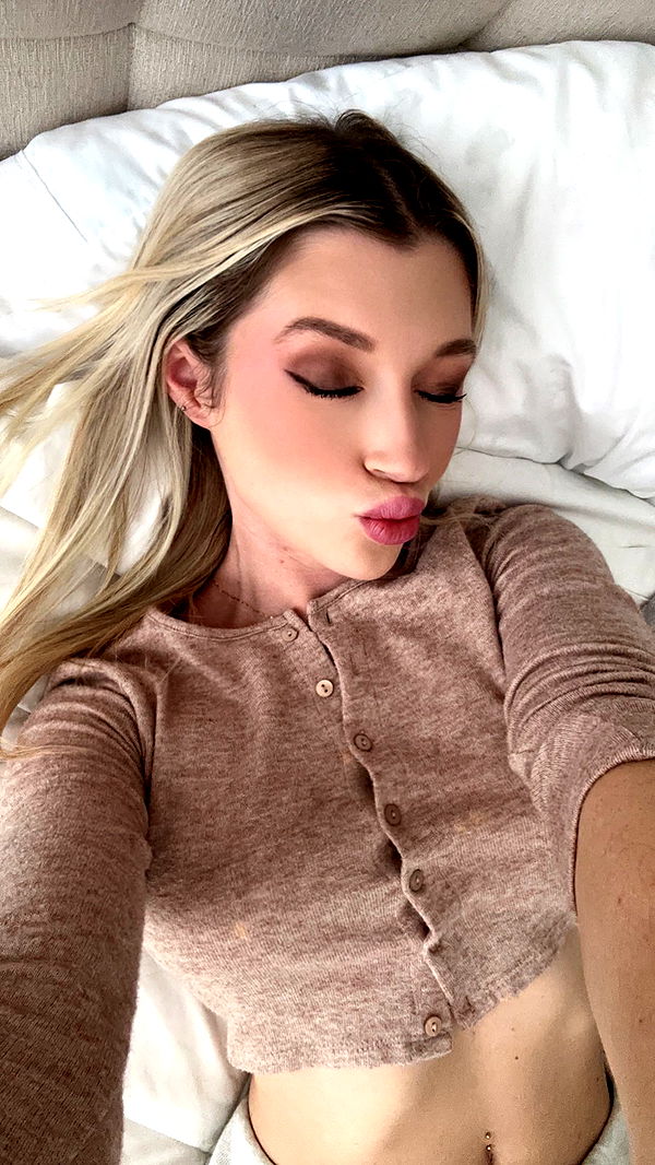 kylaayese image ~ Altpins