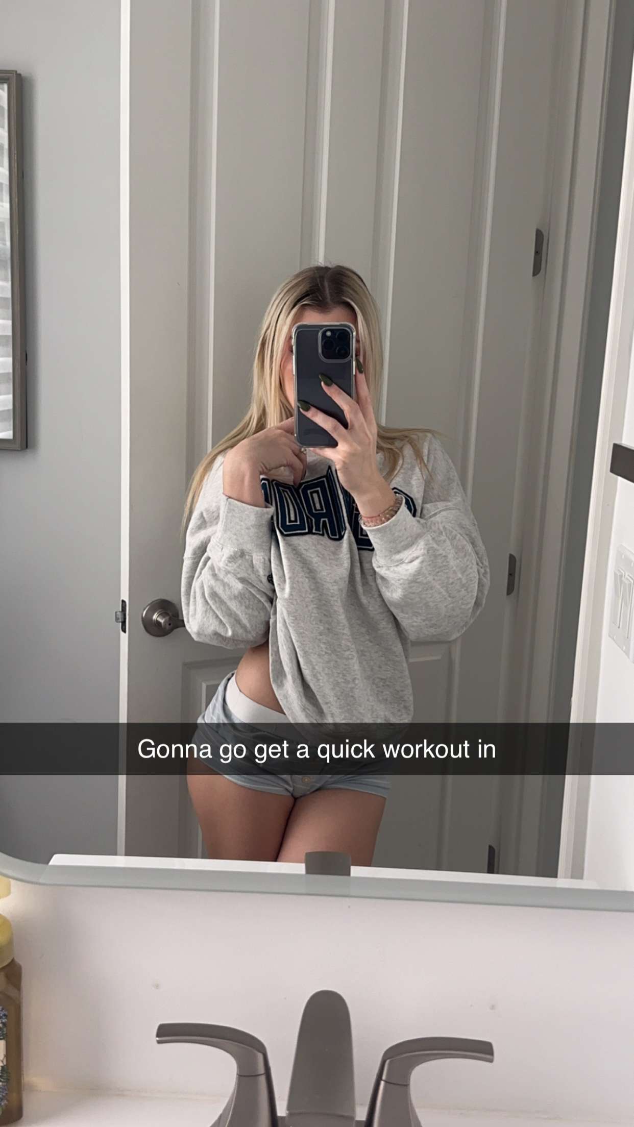 kylaayese snapchat image archive image
