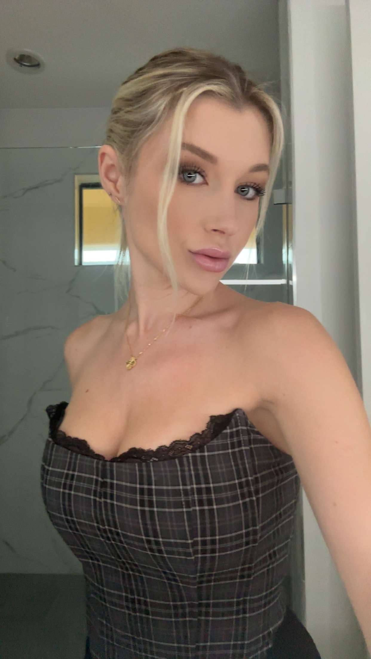 kylaayese snapchat image archive image