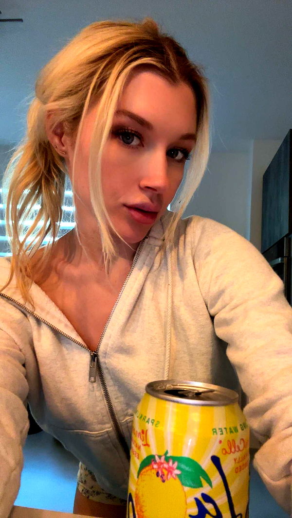 kylaayese image ~ Altpins