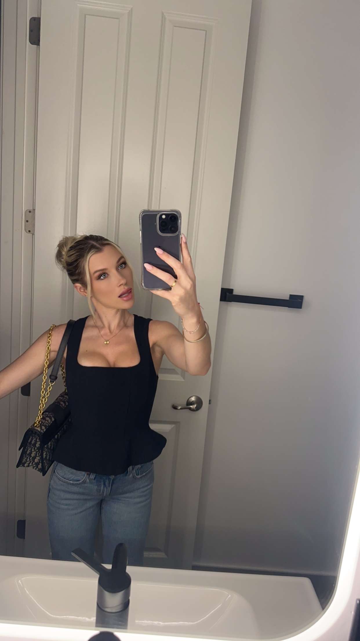 kylaayese snapchat image archive image