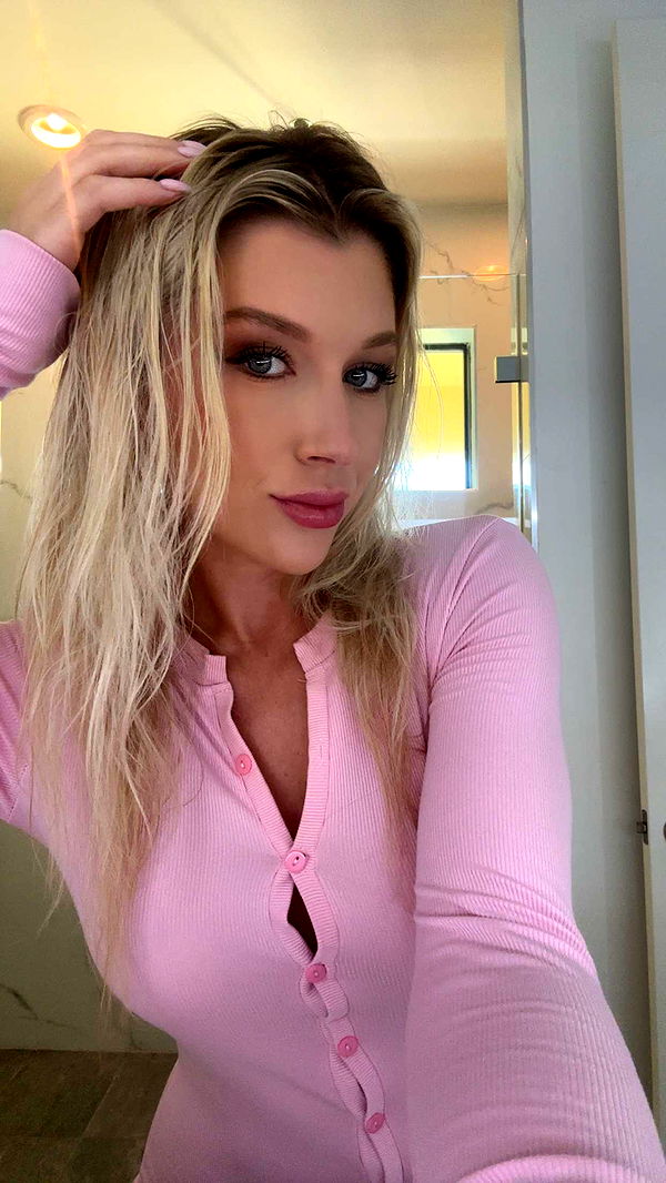 kylaayese image ~ Altpins