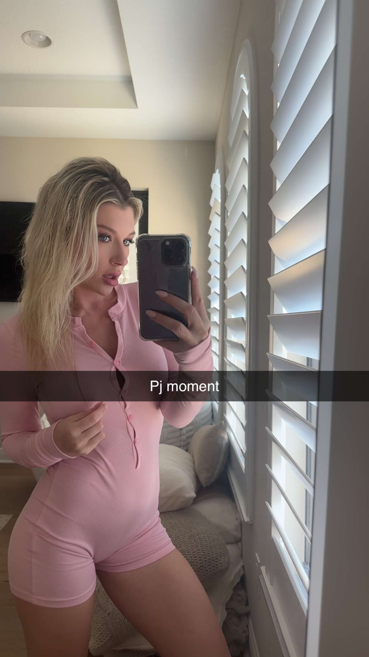 kylaayese snapchat image archive image