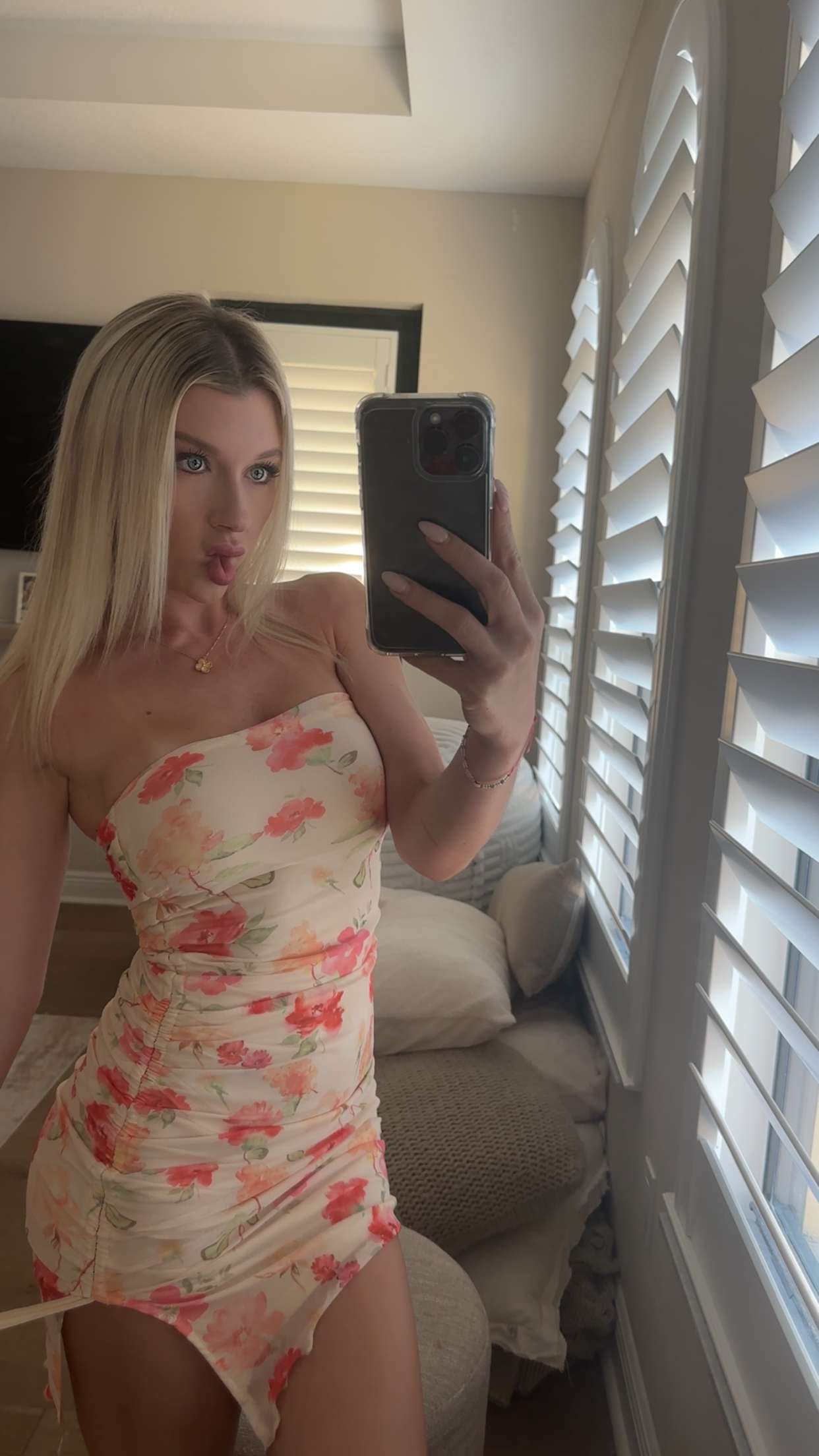 kylaayese snapchat image archive image