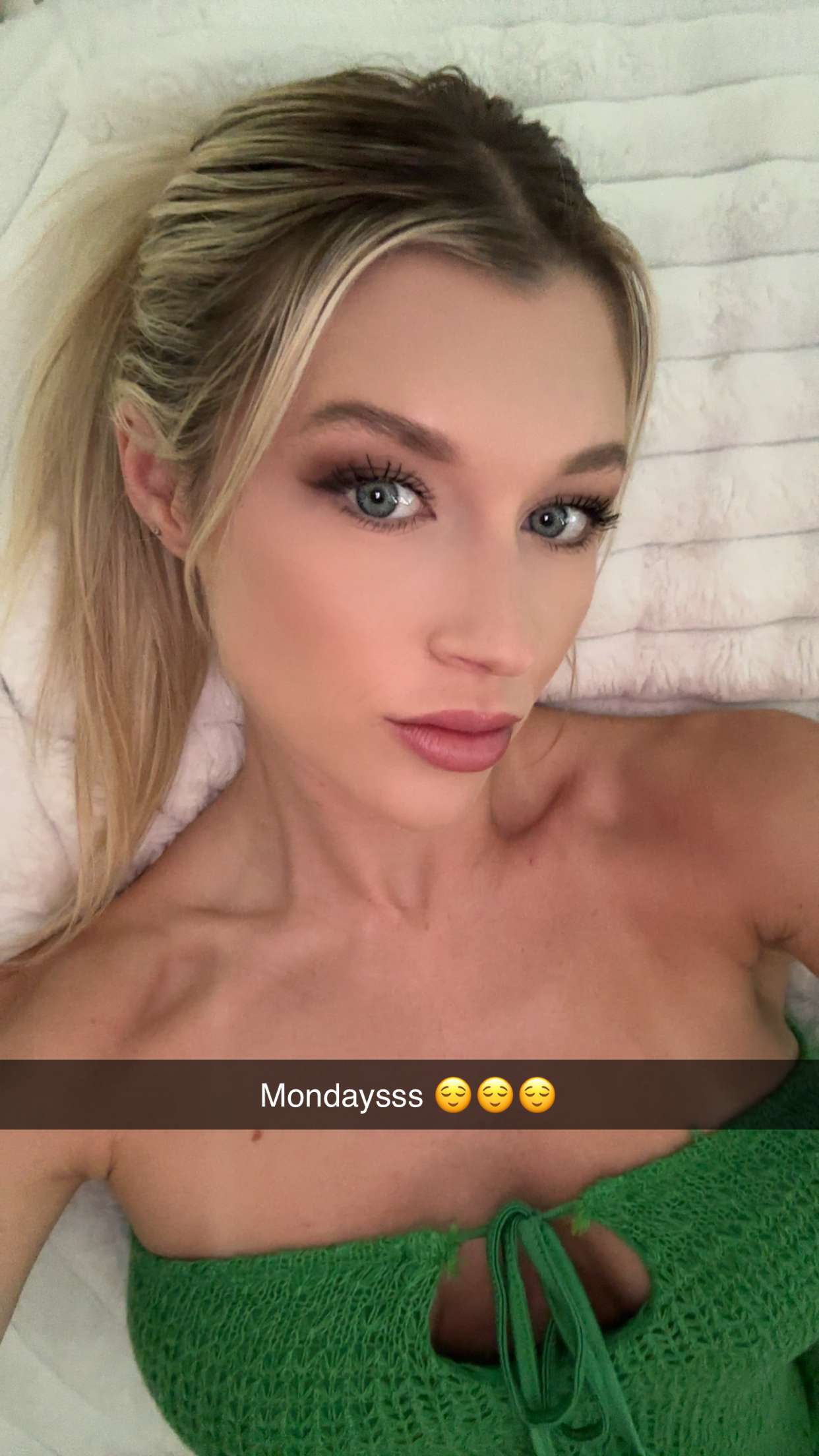 kylaayese snapchat image archive image
