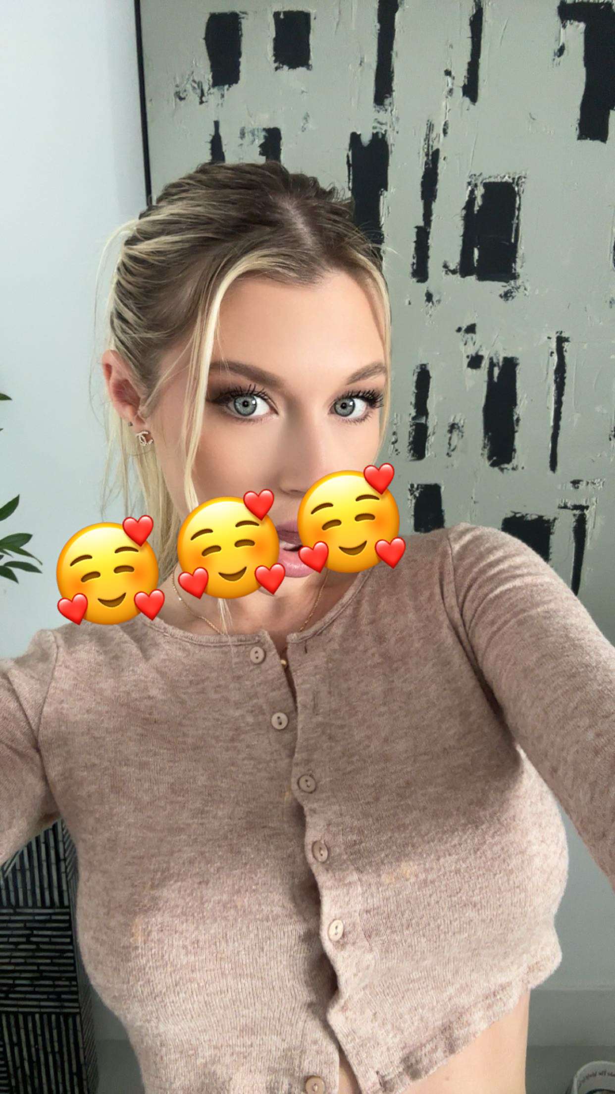 kylaayese snapchat image archive image