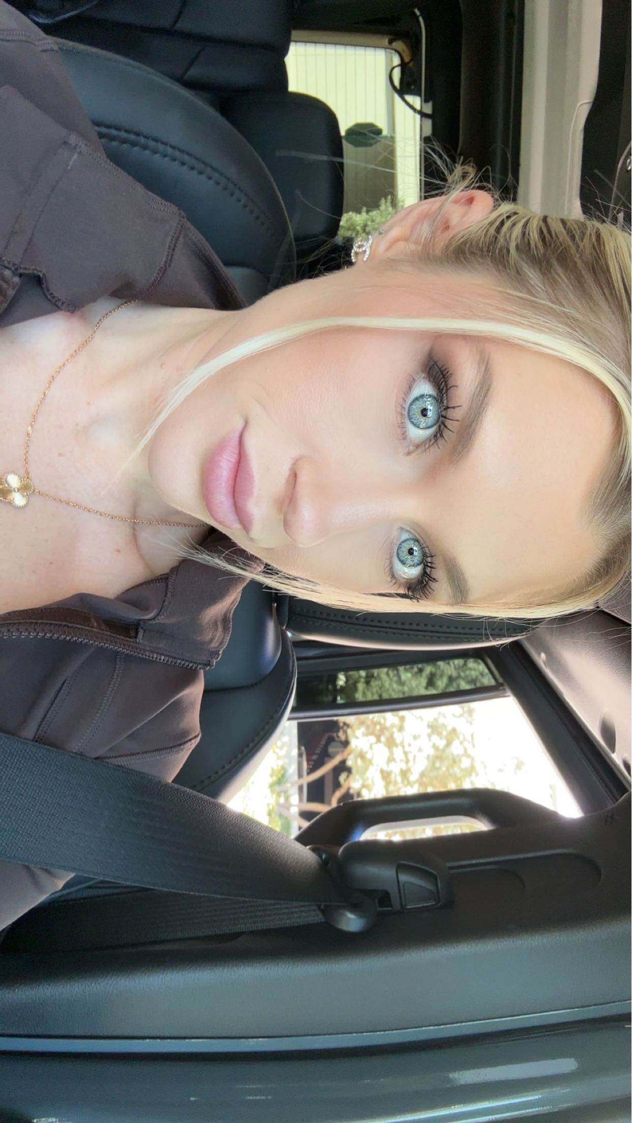 kylaayese snapchat image archive image