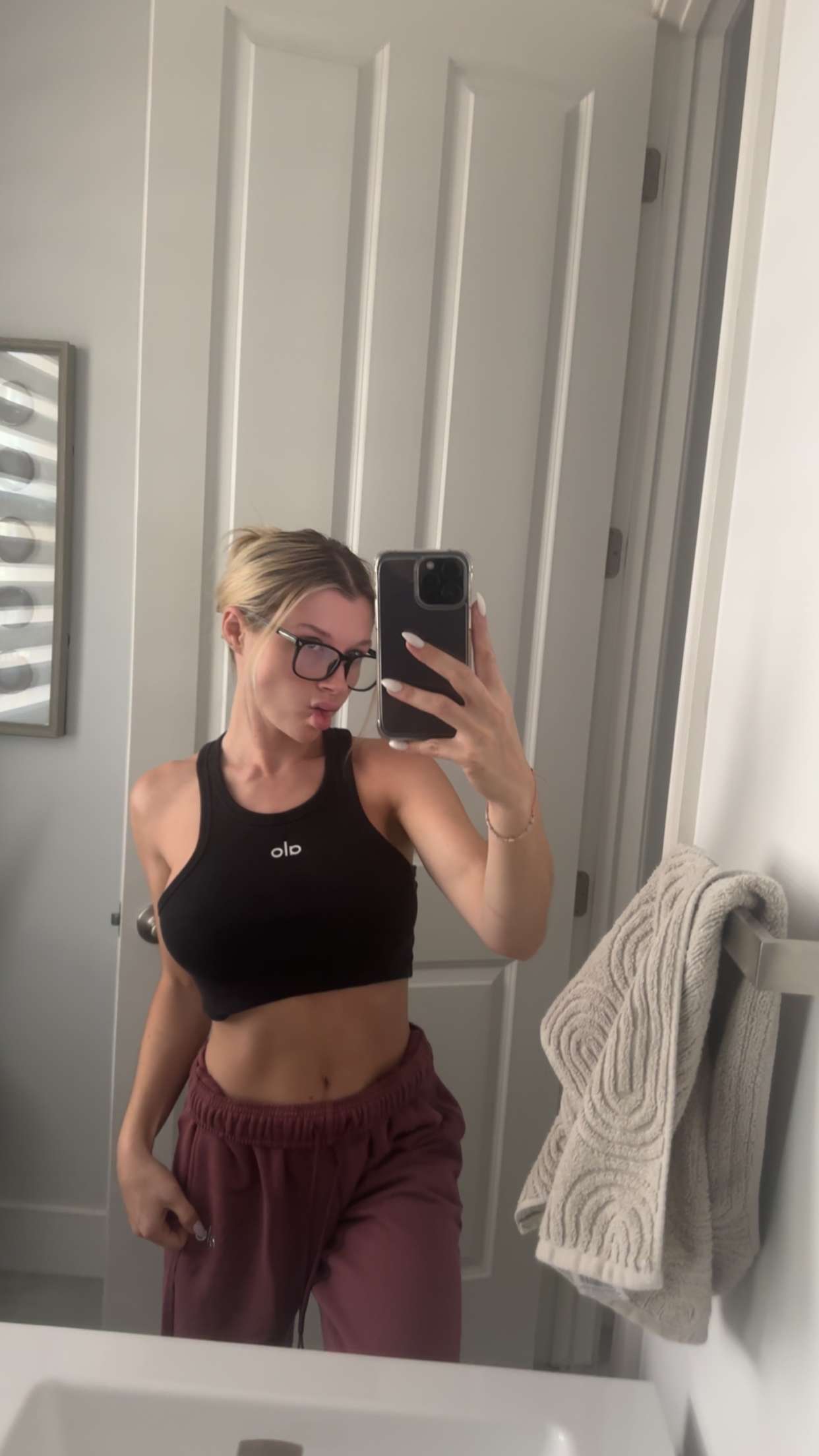 kylaayese snapchat image archive image