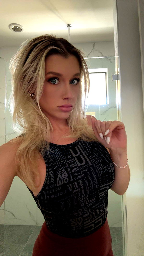 kylaayese image ~ Altpins