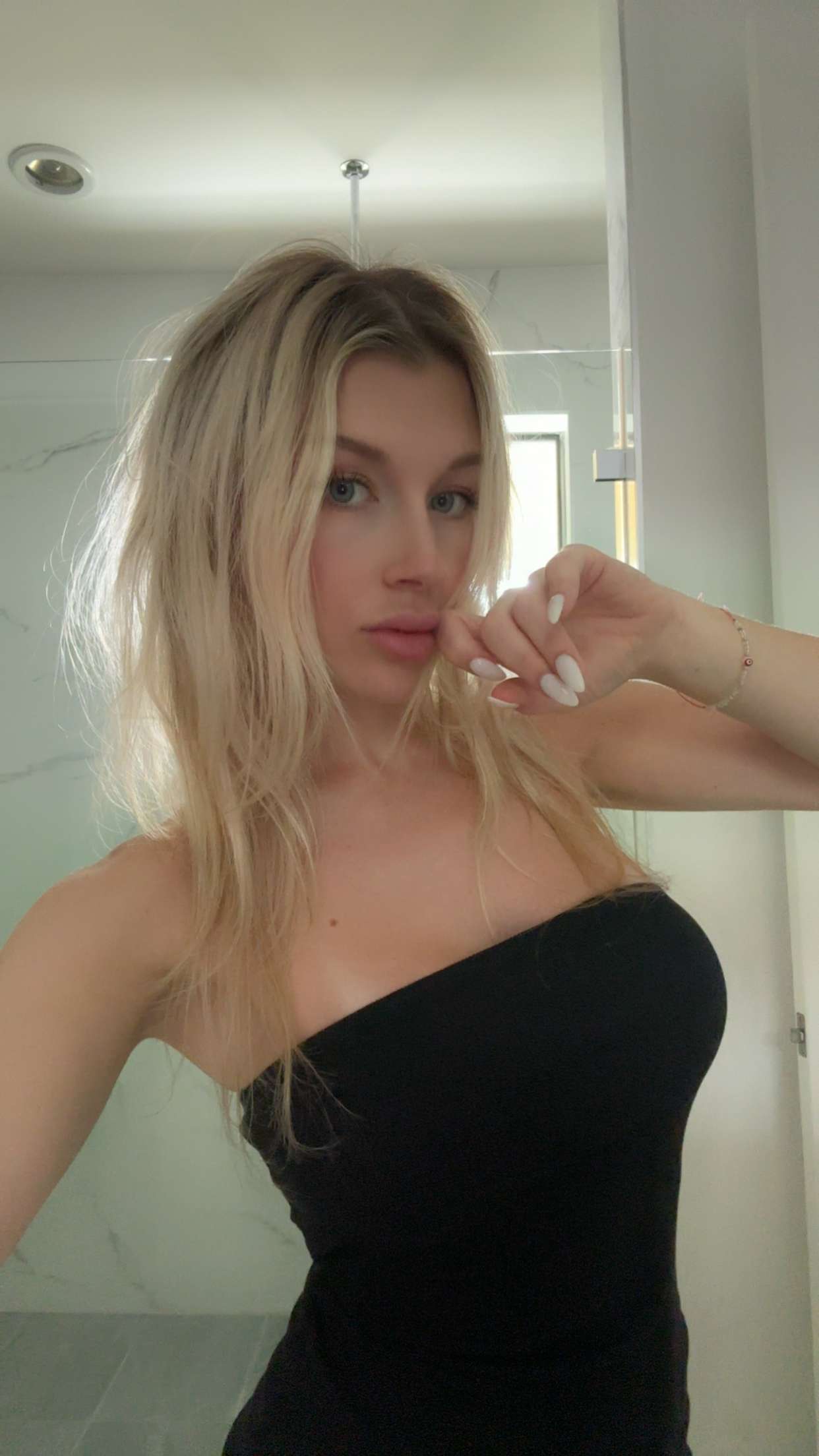 kylaayese snapchat image archive image