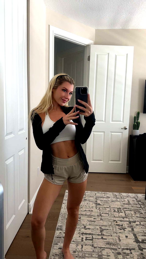 kylaayese image ~ Altpins