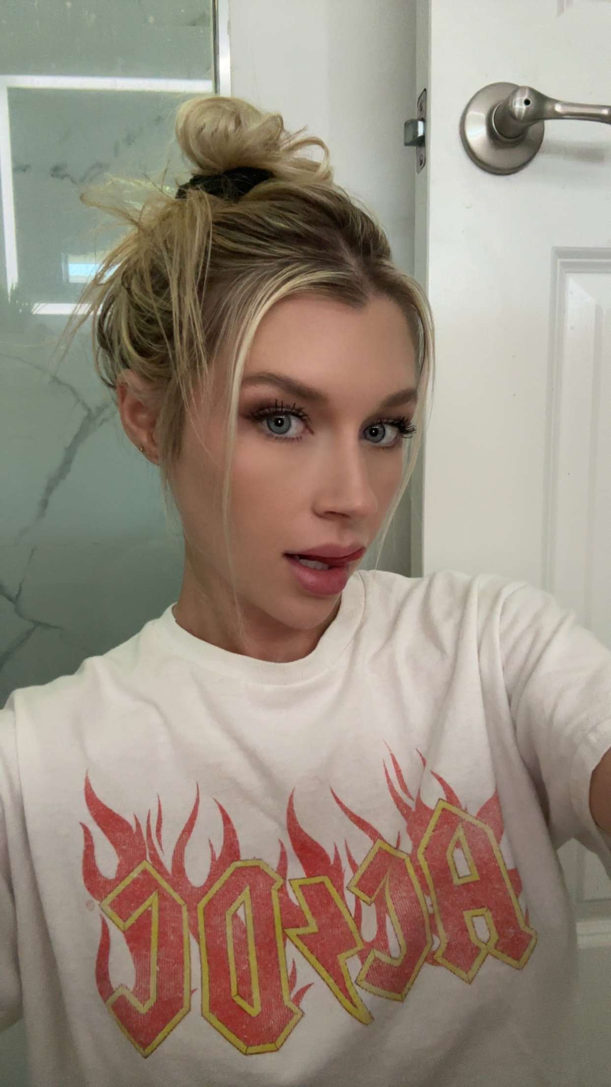 kylaayese snapchat image archive image