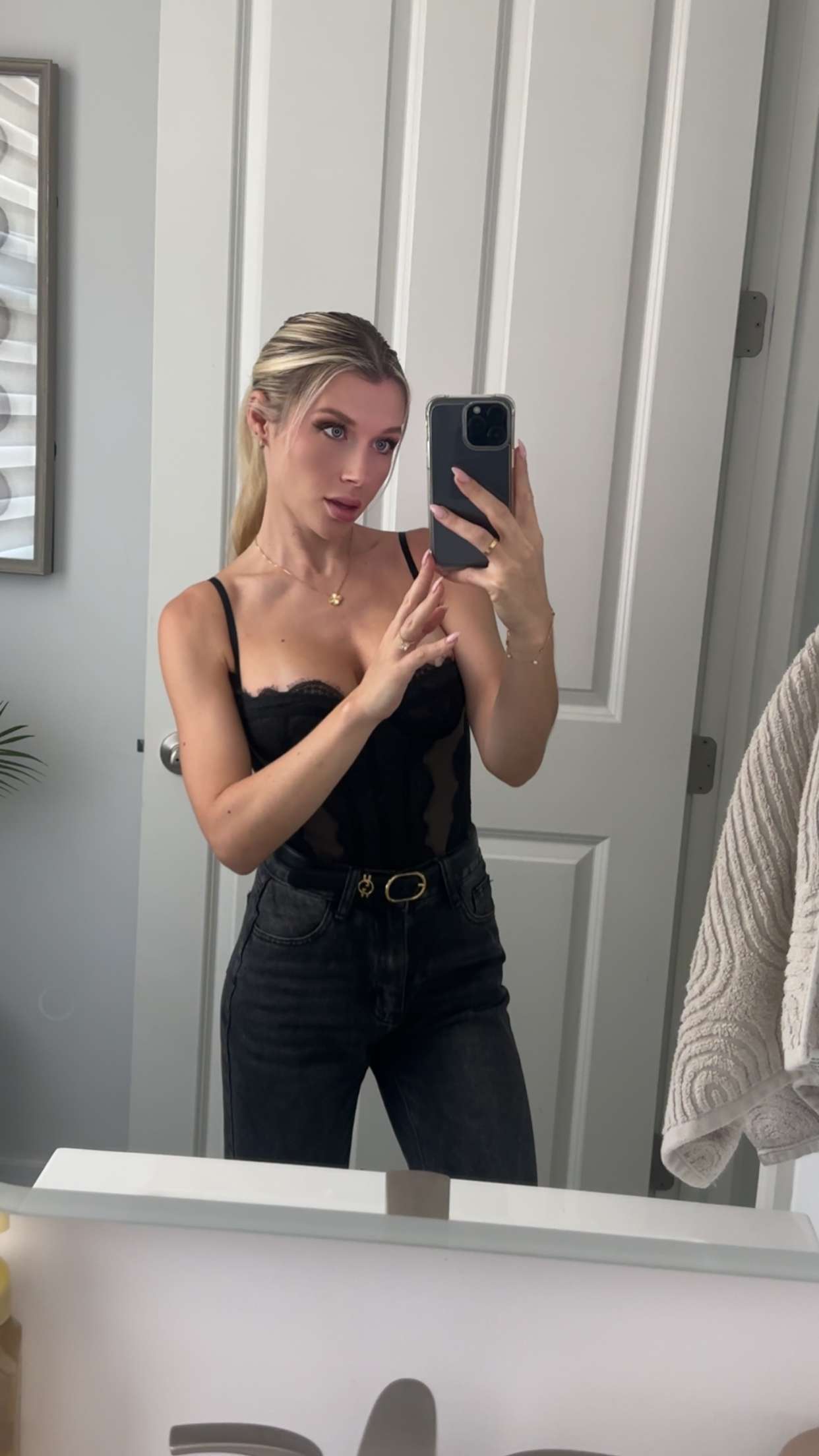 kylaayese snapchat image archive image