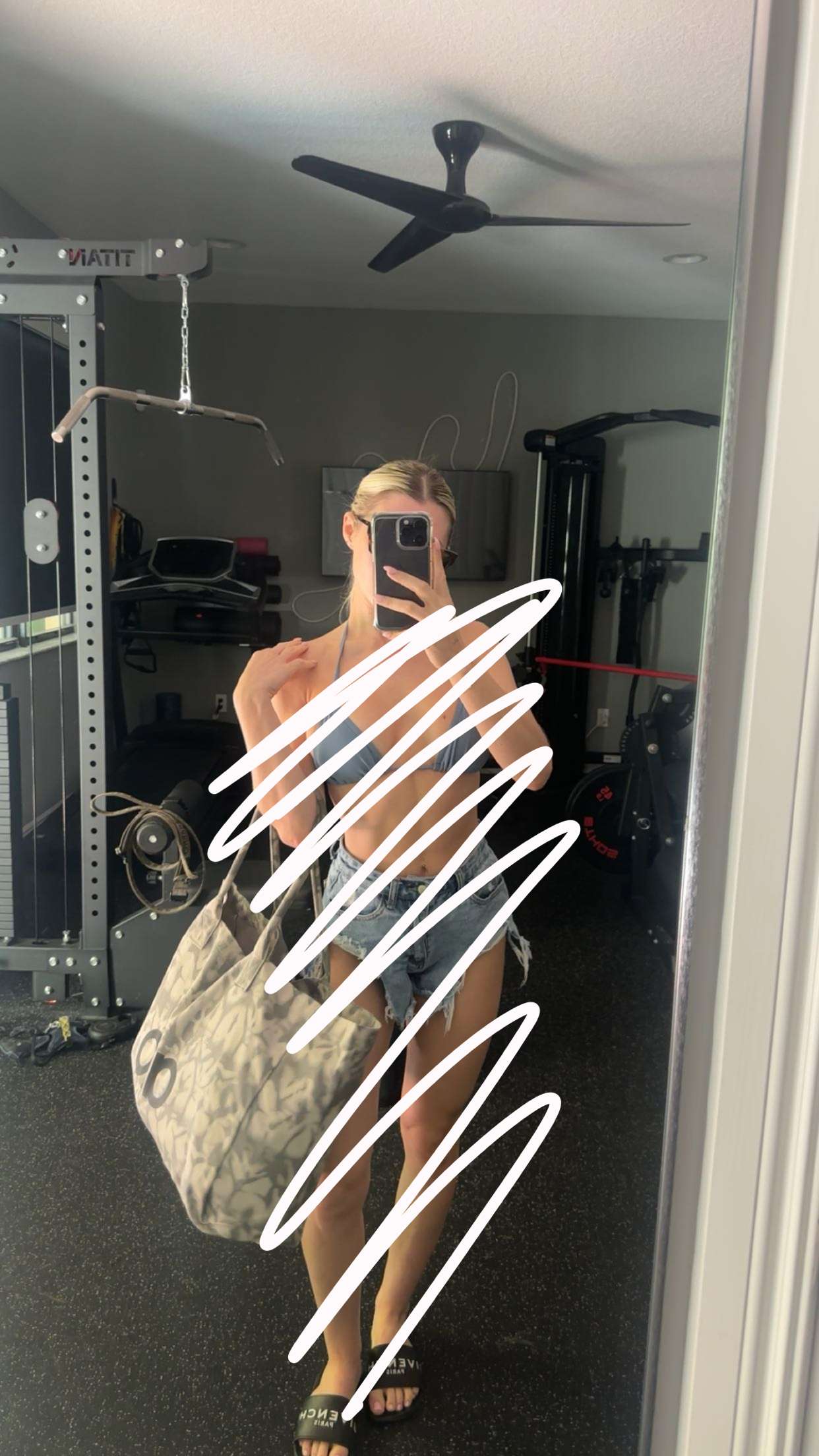 kylaayese snapchat image archive image