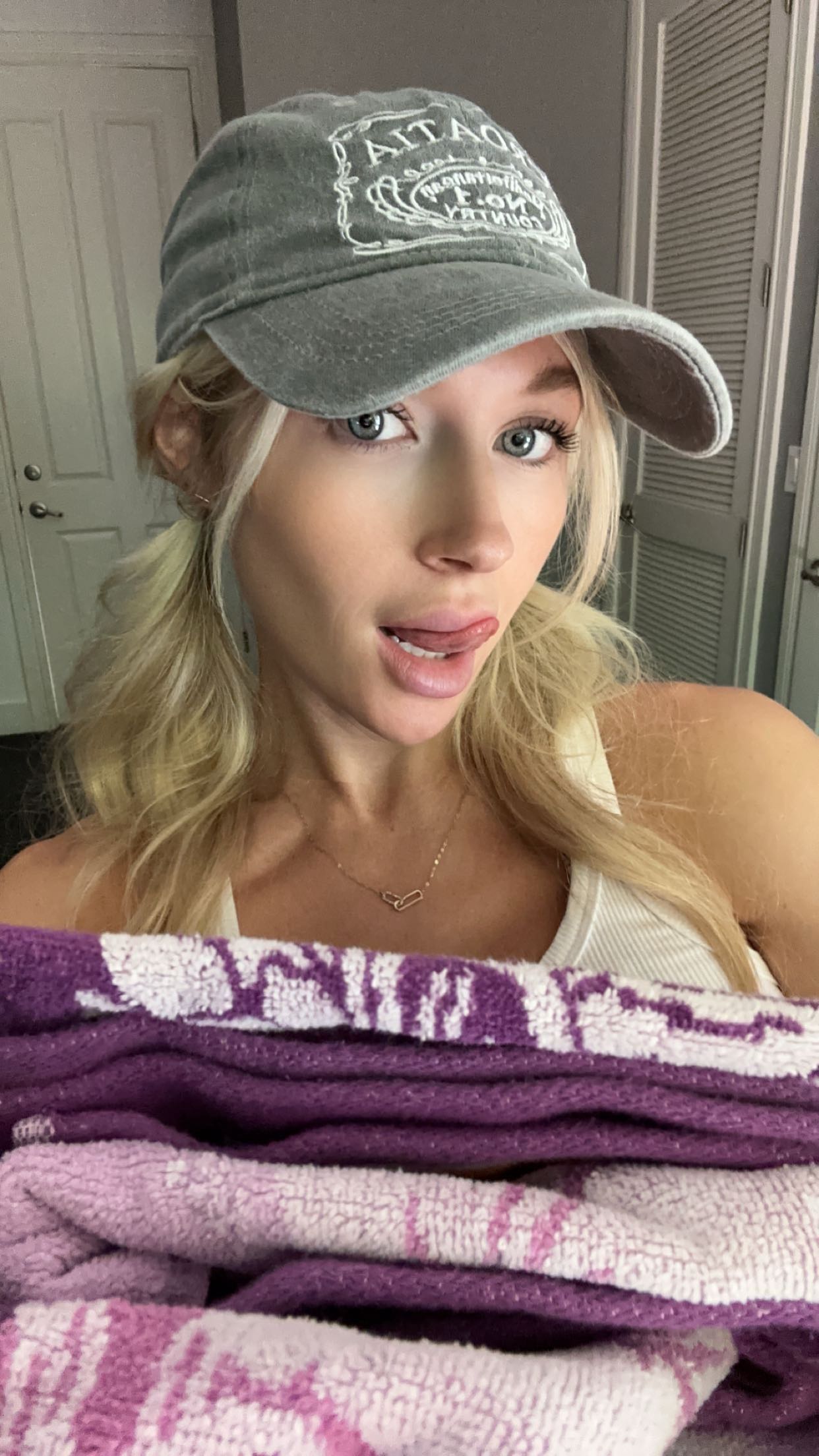 kylaayese snapchat image archive image